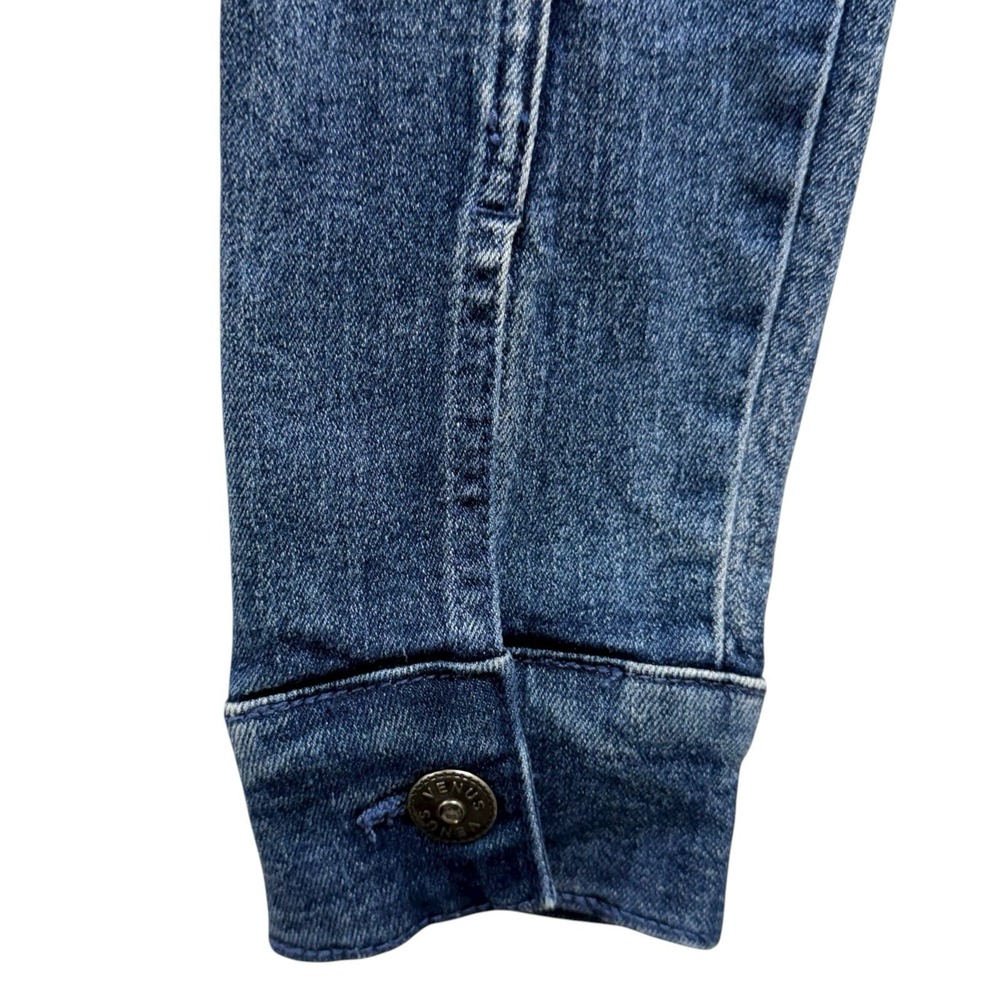 Venus Women's Size Small Blue Denim Jean Jacket Pockets Long Sleeve Button Close - Picture 4 of 7